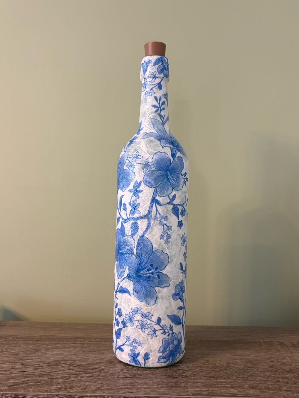 Decorated Bottles, Flower Decor, Decoupage, Home Decor, Centerpieces, Gifts